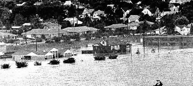 <p>This Times Leader file photo was snapped from the east side of the Susquehanna River looking toward the West Pittston Armory, far right, along with houses lining on Susquehanna Avenue.</p>
<p>File photos</p>