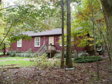 128107321_web1_repositorysanchez
Luzerne County has received a $15,100 bid to purchase this one-story Foster Township residential structure, as photographed in 2004 for county assessment records.
Luzerne County government assessment photo