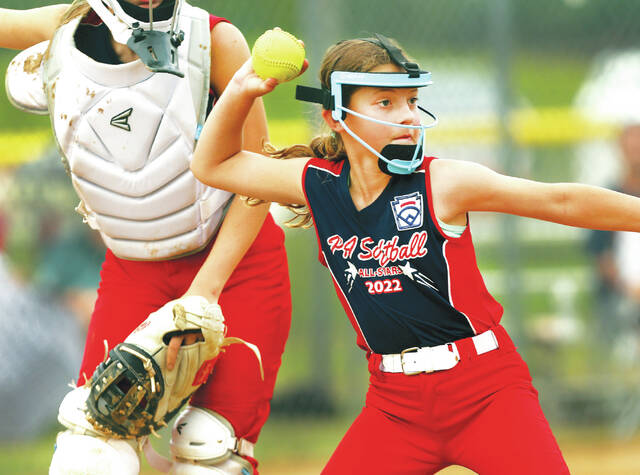 128764474_web1_pa_cw4_faa
Pittston Area third baseman Danielle Budzak throws to first after fielding a bunt in Thursdays fifth inning.
Fred Adams | For Times Leader