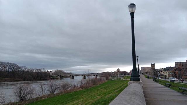 130506653_web1_434523568_3687347134816587_5441725871932248826_n
The Susquehanna River along the River Common in Wilkes-Barre is seen Wednesday around 5 p.m.
Margaret Roarty | Times Leader