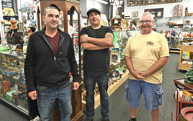 130908745_web1_Duchess-Antique-Fair-1
Julio Caprari, left, his brother Paul Caprari, center, of Antiques and All Furnishings, and Joe McLean of Zoie Jans Antiques & Oddities, have joined forces to produce the 1st Annual Antique Fair at Duchess Outlet on Saturday, Oct. 5. Rain date is Sunday, Oct. 6.
Tony Callaio | Sunday Dispatch