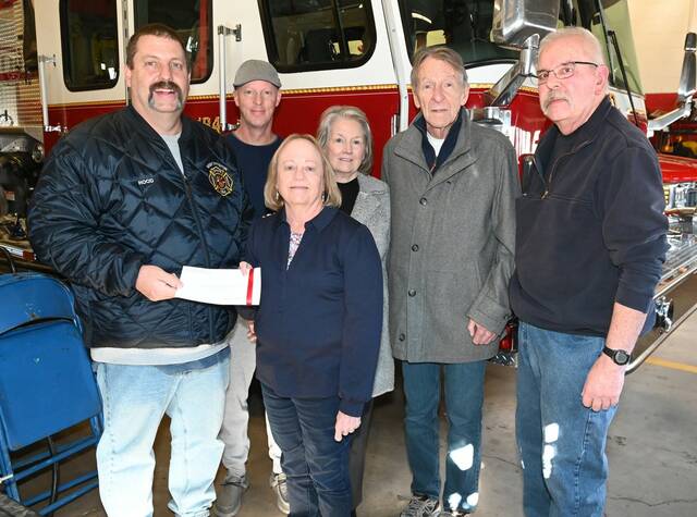131174903_web1_thumbnail_WP-Ambulance-Donation
The West Pittston Community Ambulance Association (WPCAA) presented a check to the West Pittston Hose Co. No.1 on Dec. 22.
Tony Callaio | For Sunday Dispatch