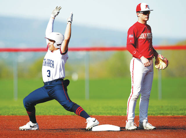 131479917_web1_pa_hr2_faa
Pittston Areas Richard Tonte signals to his dugout after hitting a double in the second inning.
Fred Adams | For Times Leader