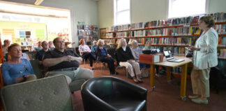 
			
				                                Mary Portelli, right, West Pittston Historical Society president, presented a program at the West Pittston Library featuring West Pittston artists.
                                 Tony Callaio | For Sunday Dispatch

			
		