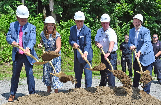 131609509_web1_GPRA-Ground-breaking-6
Ground was broken Thursday morning for the new $8 million Greater Pittston Regional Ambulance headquarters at the former site of the Triangle Motel, Plank Street, Pittston. Taking part in the ceremony are, from left: Atty. Michael Lombardo, EMT, GPRA vice president; Lee Ann McDermott, Luzerne County Council; City of Pittston Mayor Michael Lombardo; Ed Szafran, GPRA chief; and Joe Chacke, City of Pittston administrator.
Tony Callio | For Sunday Dispatch