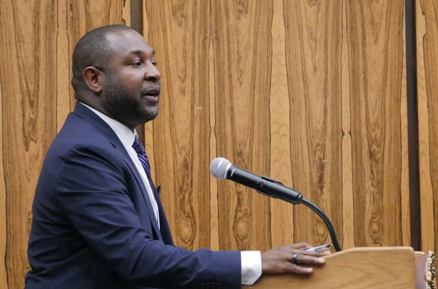 131681325_web1_audit-guy
Remi Omisore, a principal with Luzerne Countys outside auditor CLA (CliftonLarsonAllen), delivered a favorable fiscal report during a recent county council work session.
Jennifer Learn-Andes | Times Leader