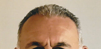 
			
				                                DeLucca
 
			
		