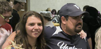 
			
				                                Freddie King, left, and her boyfriend, Steven Wickersheim, listen to live music provided by Richie Kossuth and Brandon Jopling during the Victory Sports Halloween dance.
                                 Tony Callaio | For Sunday Dispatch

			
		