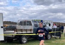 GIRLS CROSS COUNTRY: Dessoye, Costa, two Lady Devils qualify for state meet 
			
				                                Pittston Areas Bella Dessoye approaches the finish in ninth place in Class 3A girls.
                                 Tom Robinson | For Sunday Dispatch