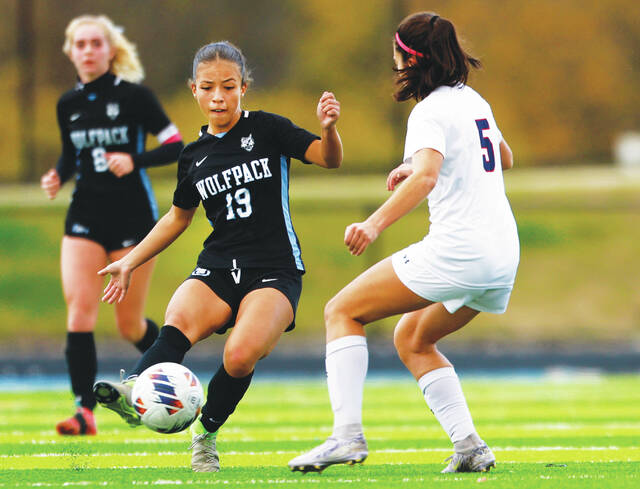 131882681_web1_wba_pit5_faa
Wilkes-Barre Areas Sara Marin Orozco passes the ball past Pittston Areas Nadia Rawhouser during the second half.
Fred Adams | For Times Leader