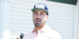 
			
				                                DeLuca
 
			
		