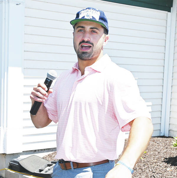 131882683_web1_DeLuca-Golf-Tourney-1cmyk 
			
				                                DeLuca