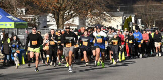 
			
				                                140 runners and 34 walkers participated in the 4th annual Exeter Borough Turkey Trot on Saturday morning, Nov. 29. 
                                 Tony Callaio | For Sunday Dispatch

			
		