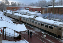 
			
				                                The Reading and Northern cars await the boarding of their passengers on a wintry morning at Reading Outer Station.
                                 Submitted photo

			
		