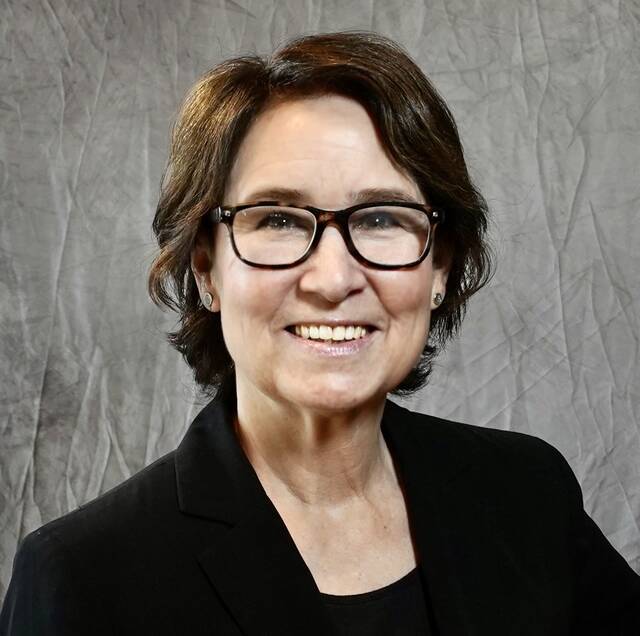 132095286_web1_williams
Williams