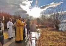 
			
				                                Perfectly timed, a snow squall ended, and the sun broke through the clouds before the start of the service.
                                 Submitted Photo

			
		