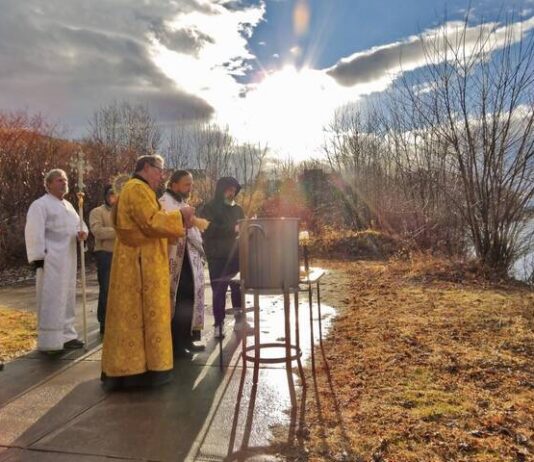 
			
				                                Perfectly timed, a snow squall ended, and the sun broke through the clouds before the start of the service.
                                 Submitted Photo

			
		