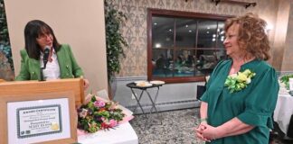 
			
				                                Mary Rossi, right, the Greater Pittston Womens Networks 2026 Distinguished Woman of the Year, receives a citation from PA State Rep. Brenda Pugh at Fox Hill Country Club on Thursday evening.
                                 Tony Callaio | For Sunday Dispatch

			
		