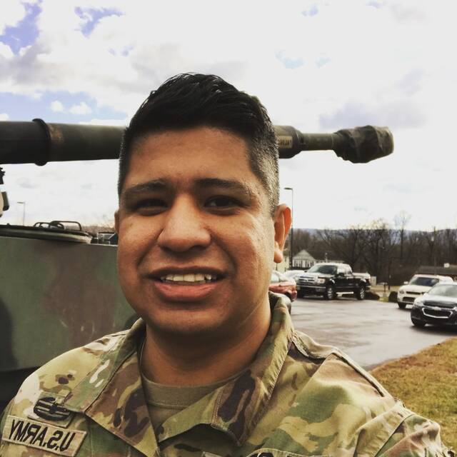 132206930_web1_oscar2
Flores