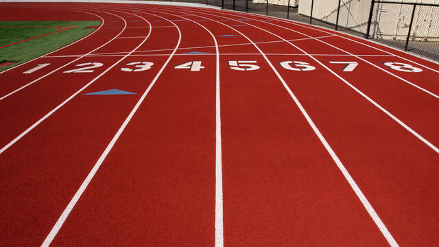 132233791_web1_track_background