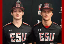 
			
				                                Davis, left, and Condeelis.
 
			
		