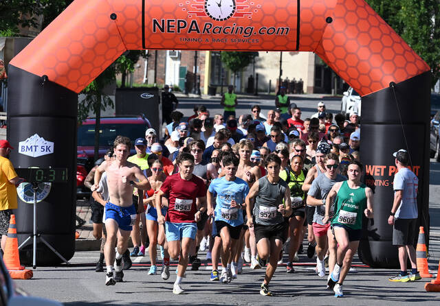 132472570_web1_Pittston-Patriot-5K-2
137 runners and walkers took part in the inaugural Pittston Patriot Classic 5K Walk/Run on Saturday morning in Downtown Pittston.
Tony Callaio | For Sunday Dispatch